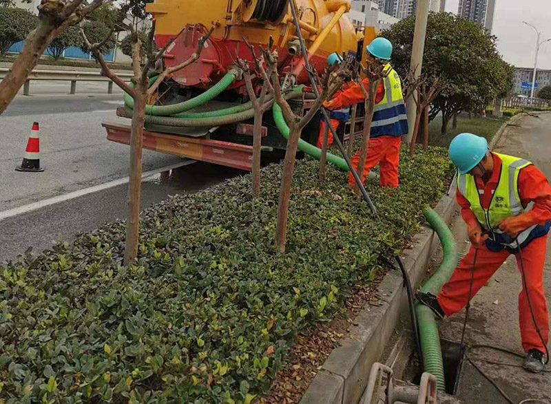 图们市政管道清淤